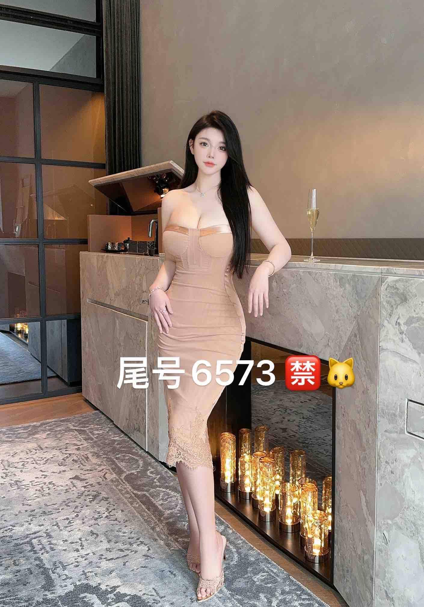 三伏炎夏中的心静自然凉，老茶客的哲学